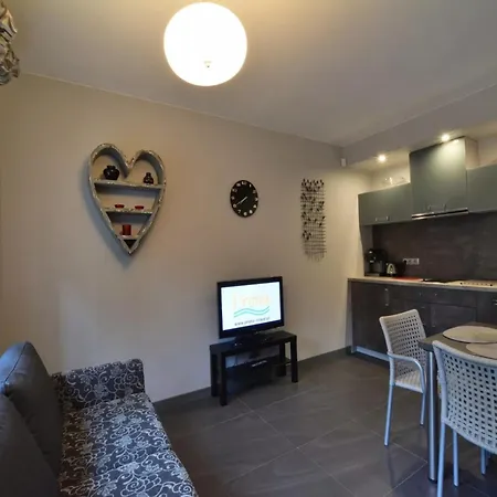 Apartment 2-room 30 M2,